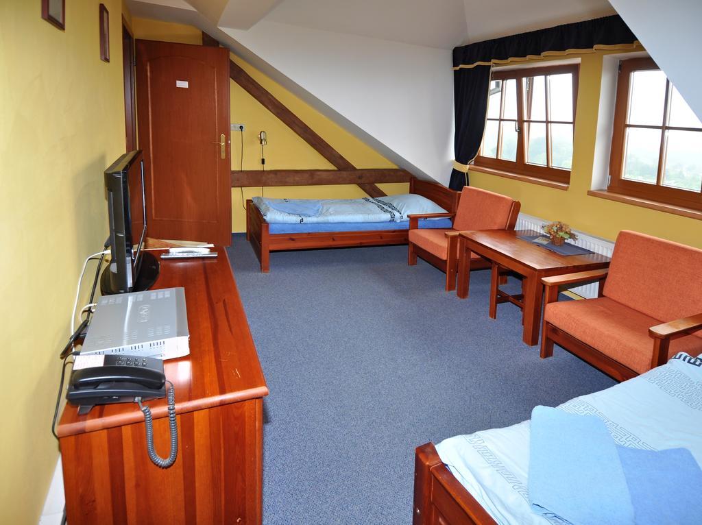 Hotel U Radnice Louny Dış mekan fotoğraf