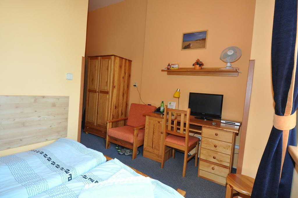 Hotel U Radnice Louny Dış mekan fotoğraf
