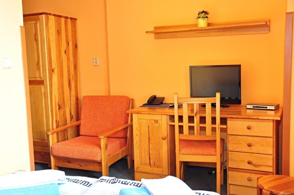 Hotel U Radnice Louny Oda fotoğraf