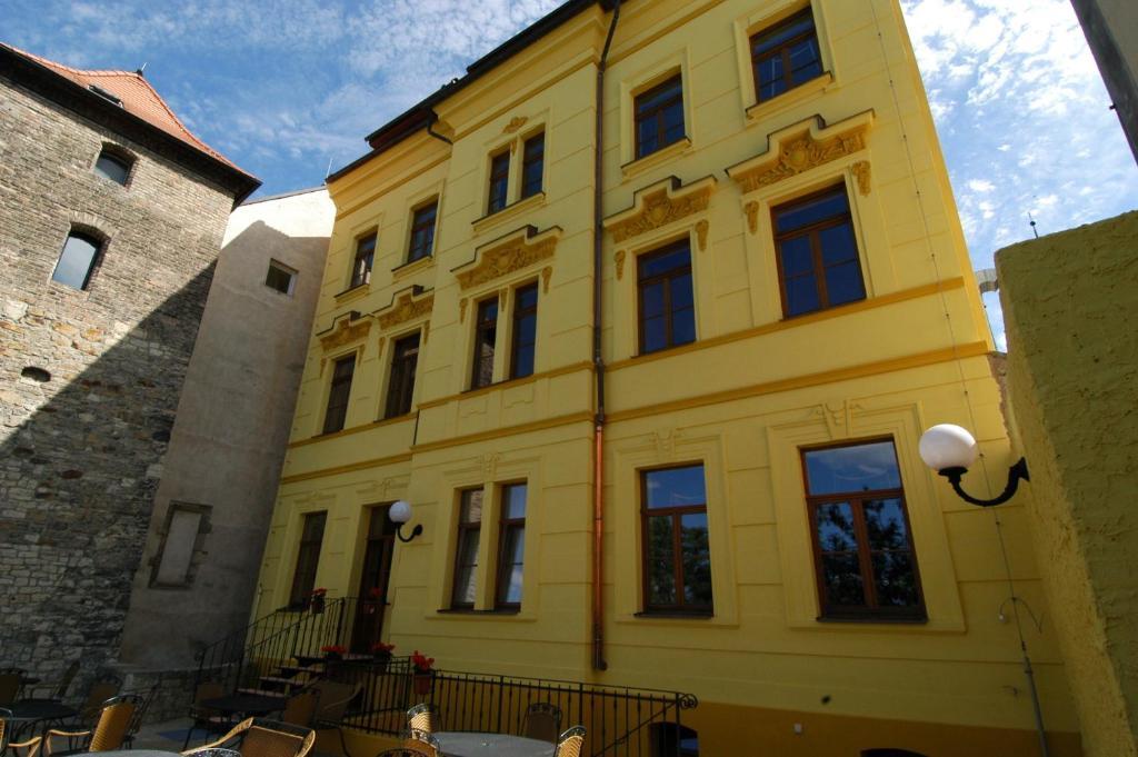 Hotel U Radnice Louny Dış mekan fotoğraf